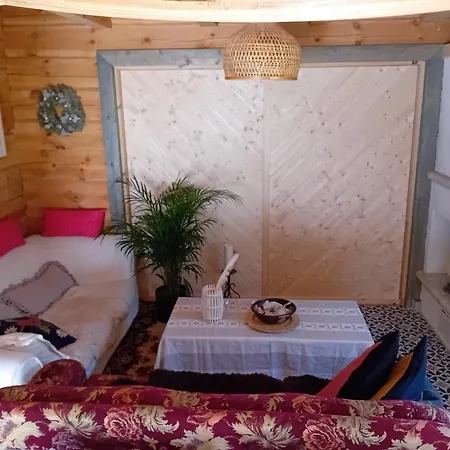 Merevaatega Puhkemaja Lahe Aeaeres *